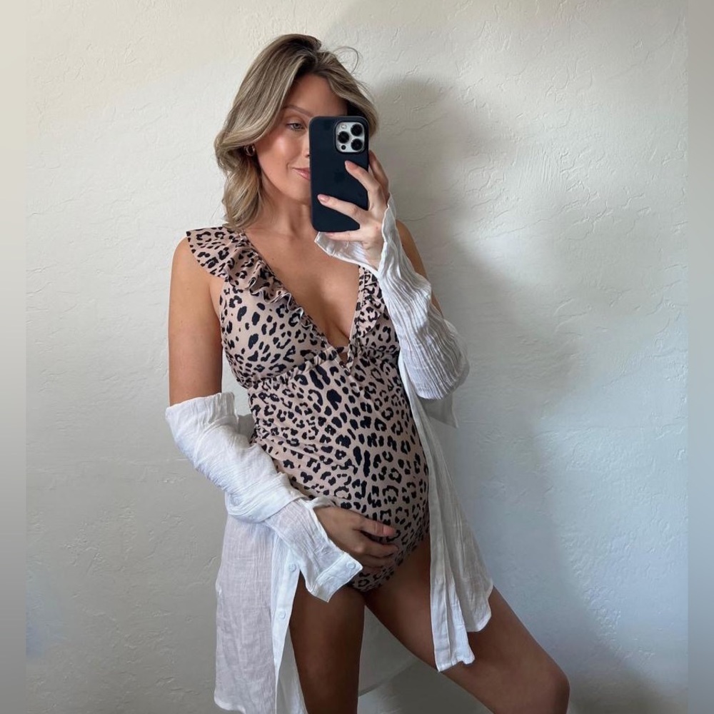 PinkBlush leopard one piece swimsuit maternity nwot - Picture 4 of 11